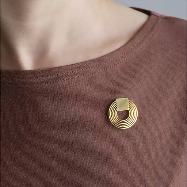Broche Magnétique Cercle Doré - Tout Simplement, – Image 2